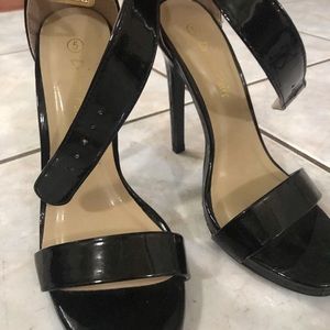 Dream Pairs Heels
